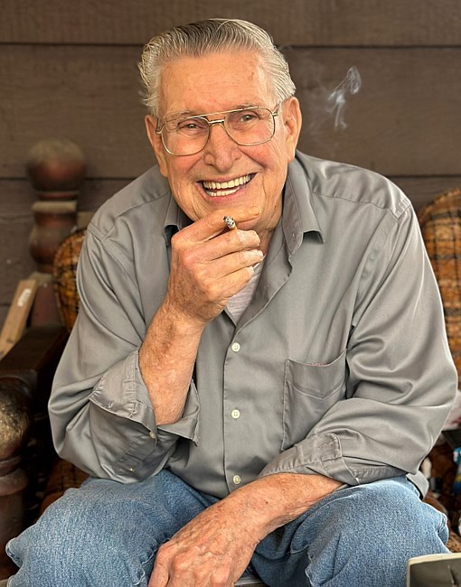 Avis de décès de William Thomas Mayfield