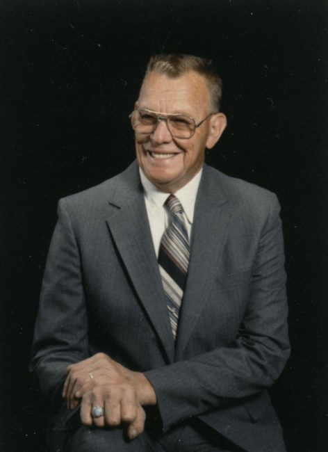 Obituary of Cecil Vernon Schmoe