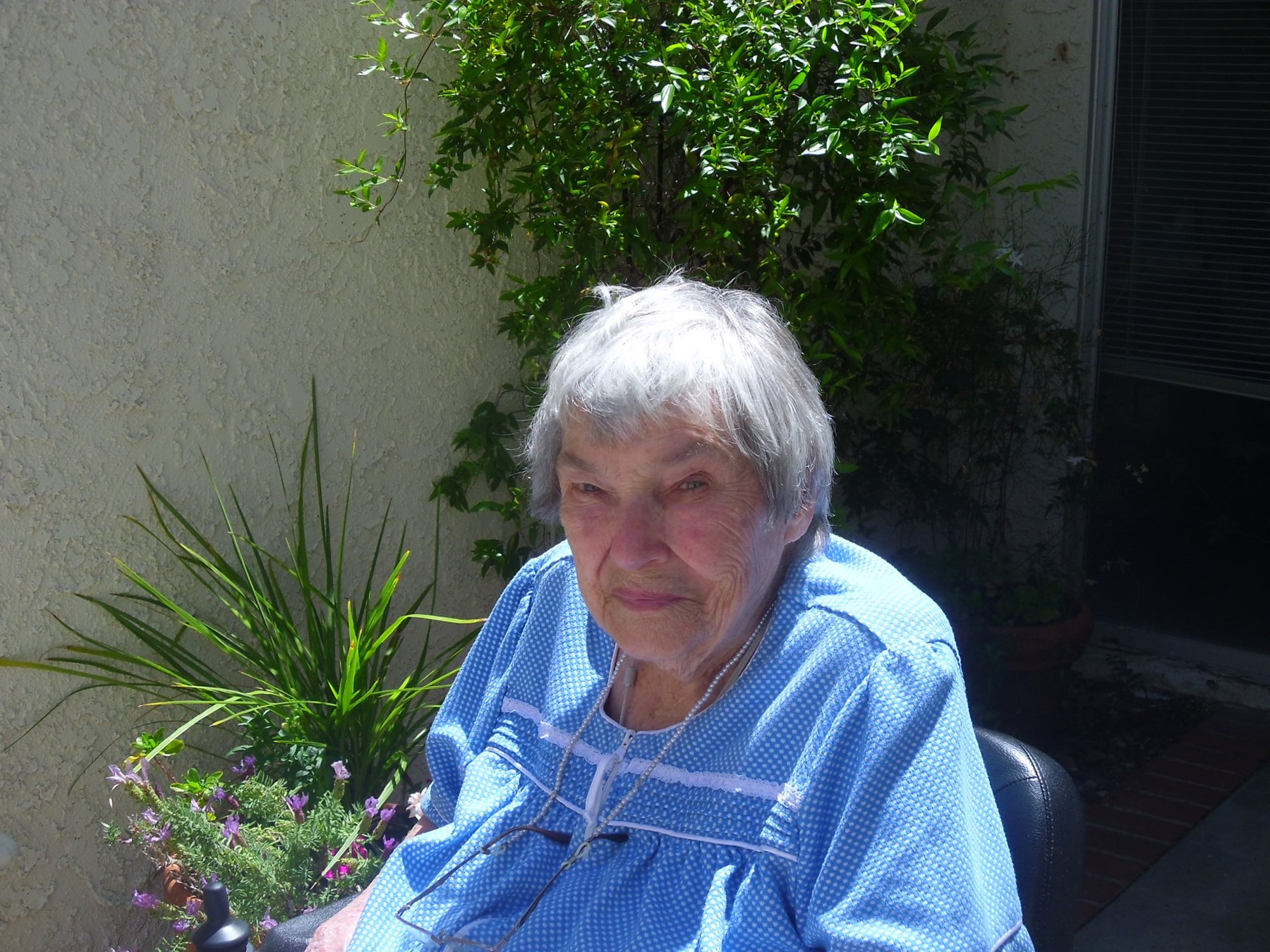 Obituary of Mary Pearl Fabos