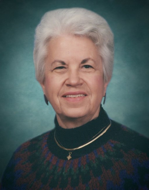 Obituary of Viola E Lutz