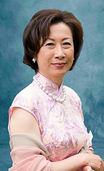 Obituary of Mrs. May Lau