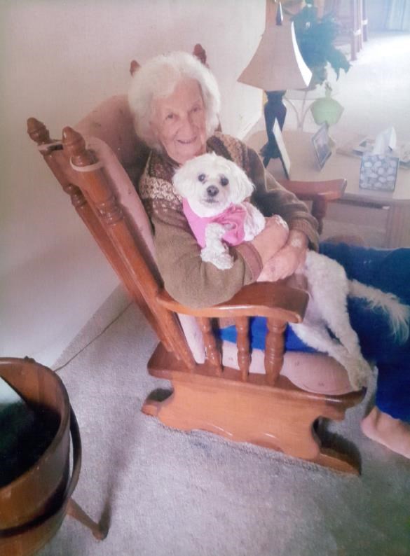 Obituary of Agnes M Murray