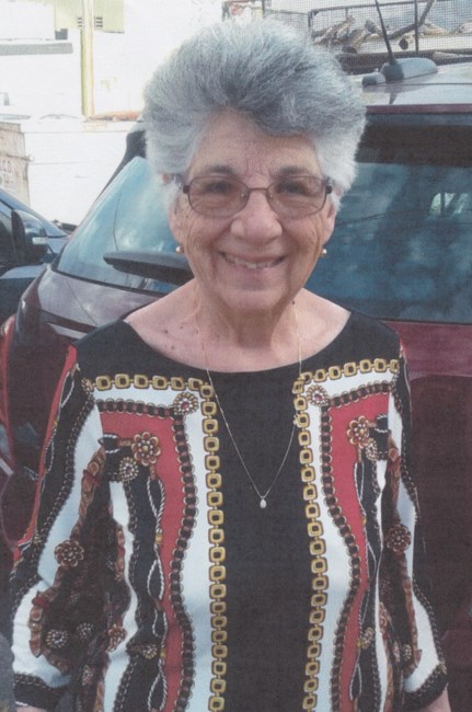 Obituary of Martha Maxine Urioste