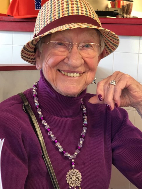 Obituary of Joan Wakefield Noell