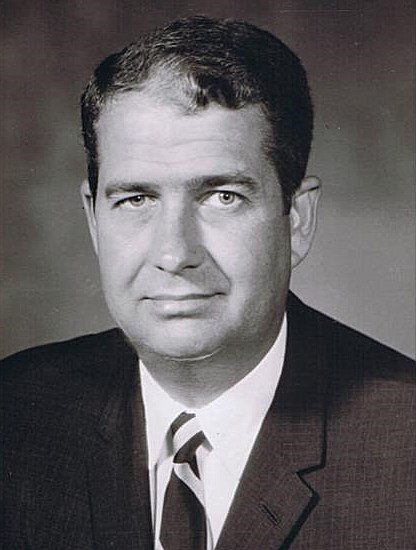 Obituary of Robert L. Tull