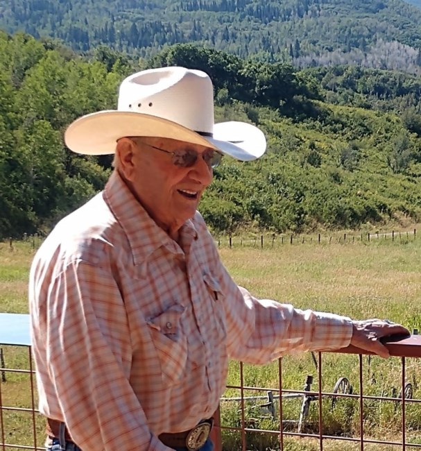 Obituary of Leno Montover