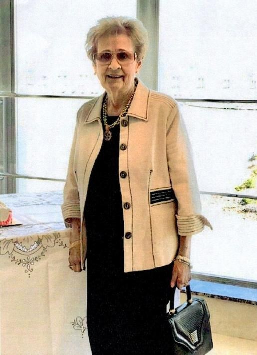 Obituary of Mercedes Menendez