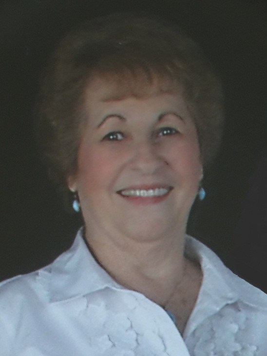 Obituary of Margarita Julia Leon