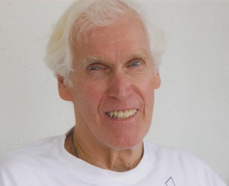 Obituary of David E Kelley