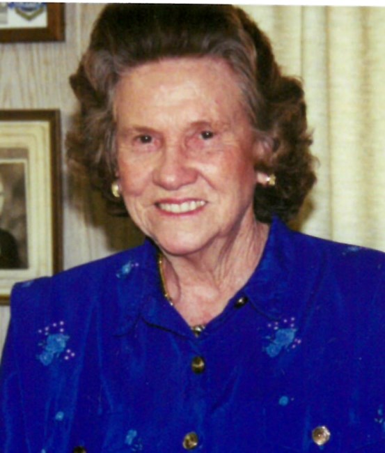 Obituario de Evelynn F. Ackermann