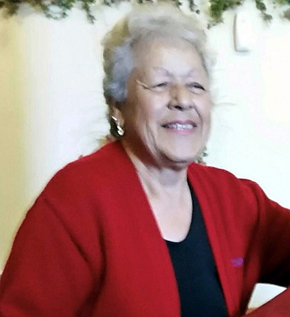 Obituary of Maria T Moya