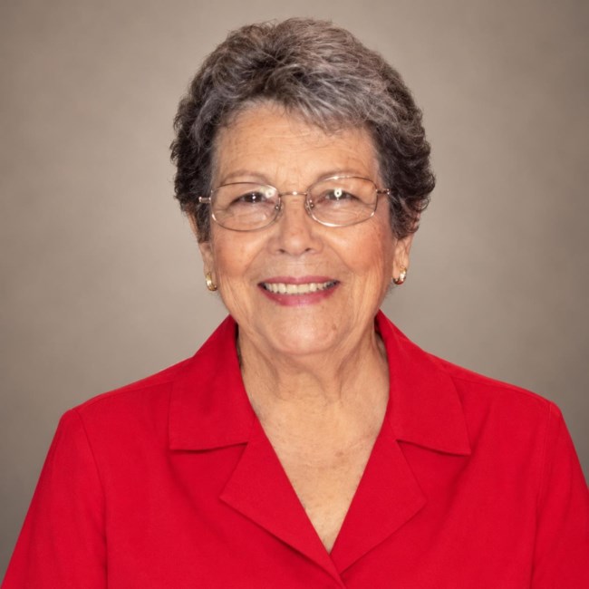 Obituary of Gloria G. Lopez