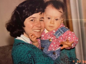 Obituary of Theanna Marie Pateropoulos