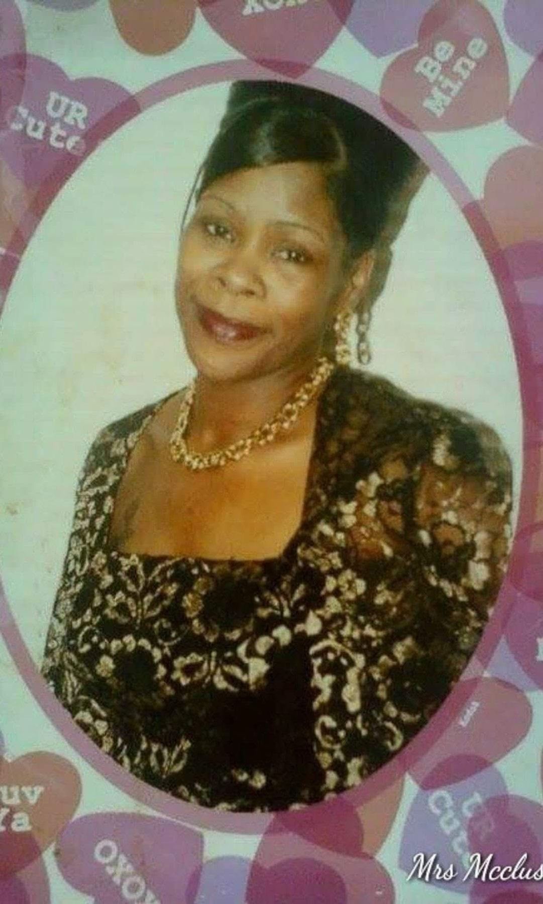 Obituary of Mona Elizabeth McCluskey