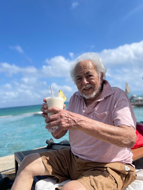 Obituary of Cirilo P Muniz