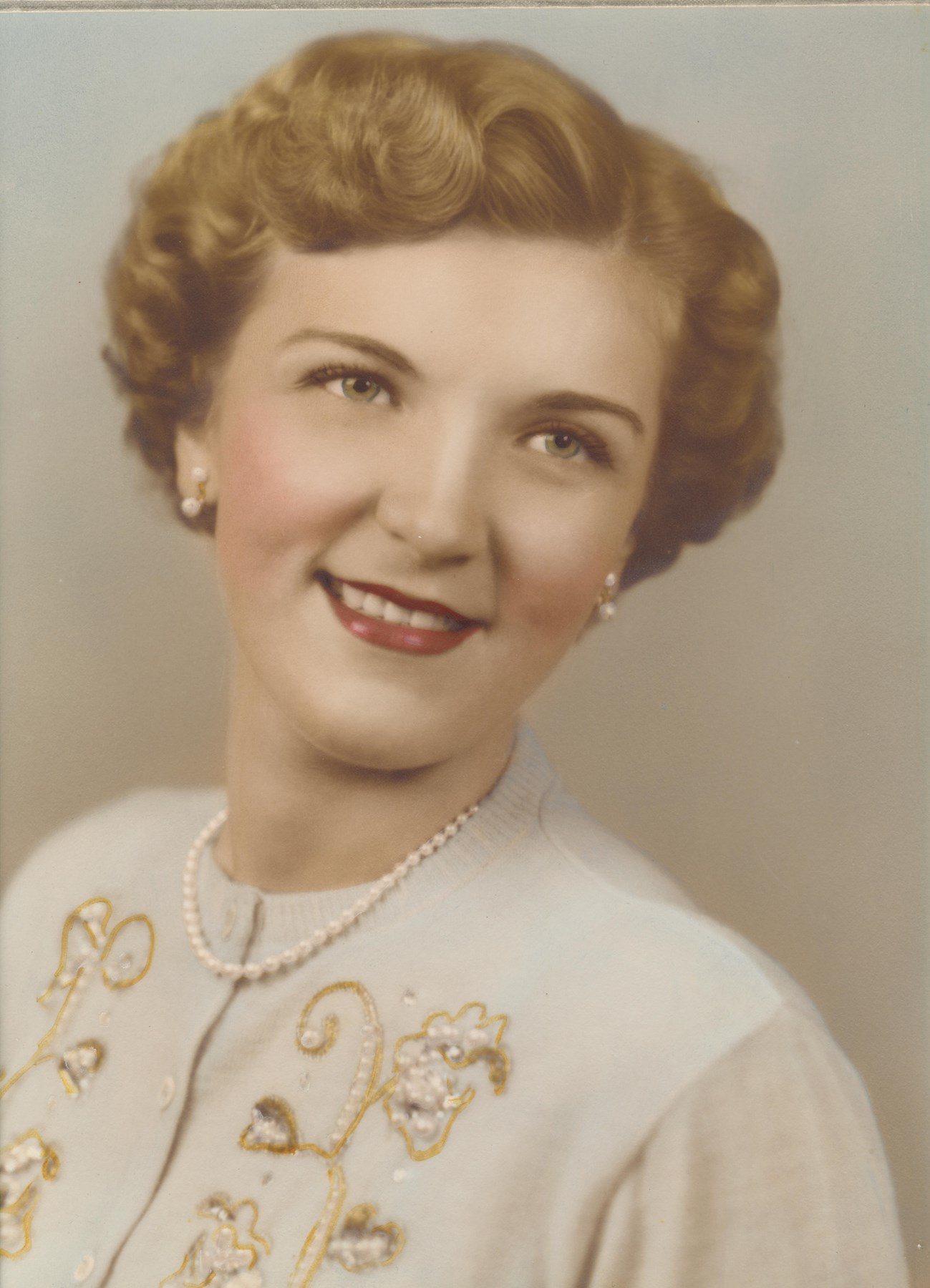 Obituary of Elizabeth Grelle Smith