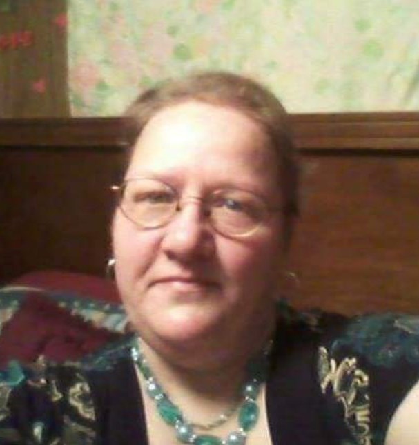 Obituary of Rosanne Lynn (Comeaux) Charron