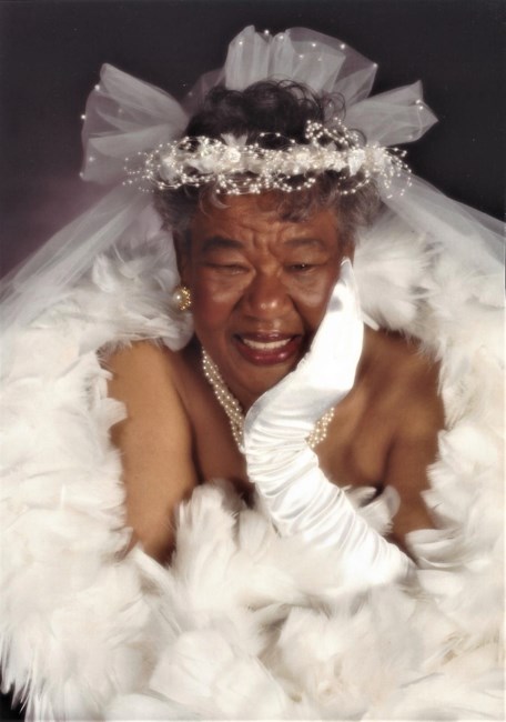 Obituary of Lois G. Barrow