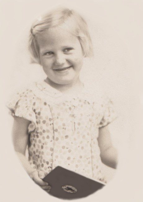 Obituary of Nadine Sipe Hildebran