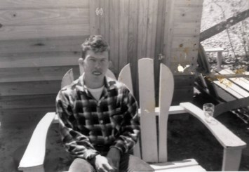 Obituary of Hubert Wayne Evans