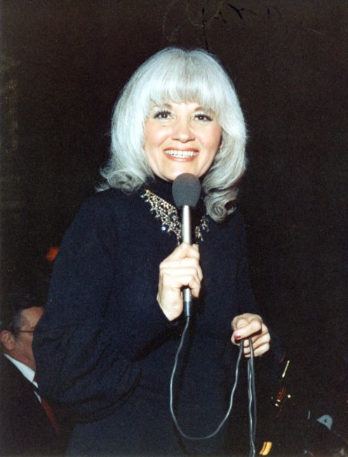 Obituary of Dorothy J. Brady "Dottie Bee"