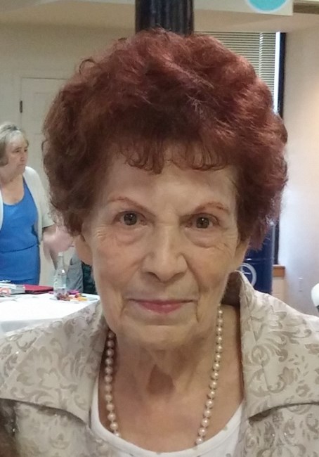 Obituario de Ruth Moon