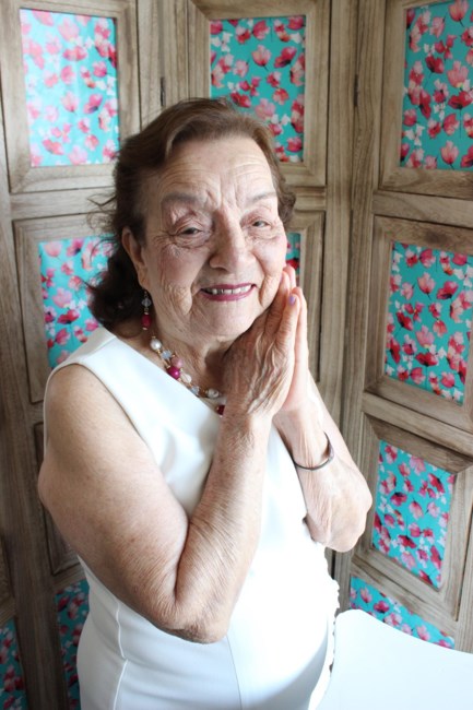 Avis de décès de Francisca D. Maldonado