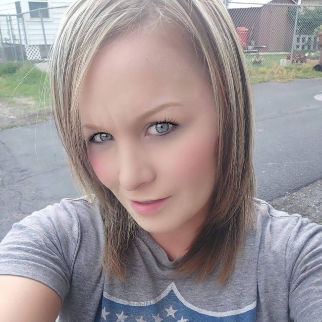 Obituary of Misha Rose Lee