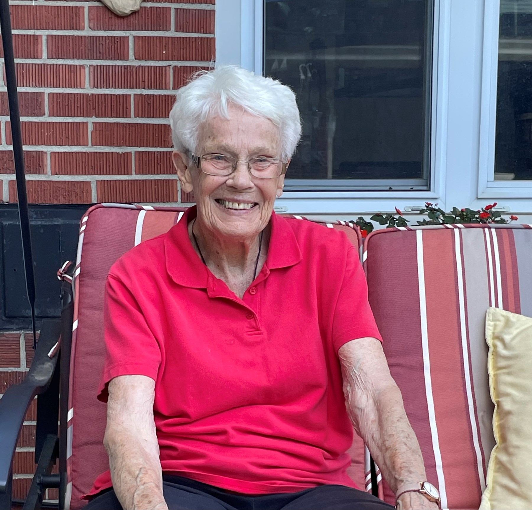 Obituary of Helen "Faye" Jackson