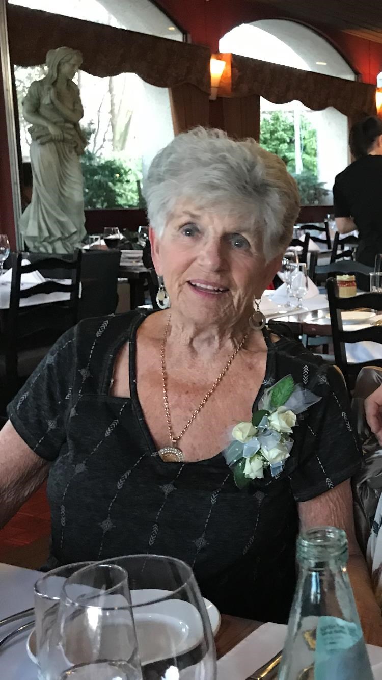 Obituary of Jacqueline Lenore Hauser