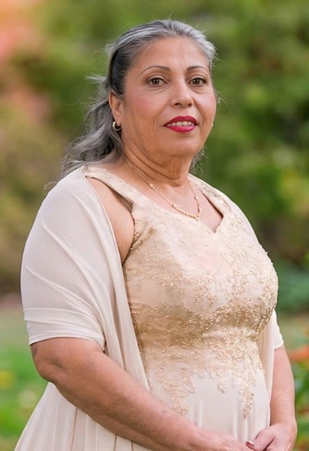 Obituary of Maria Lourdes Zavala