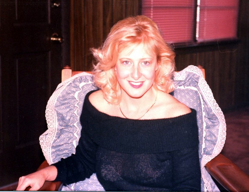 Obituary of Elaine Carol Couch