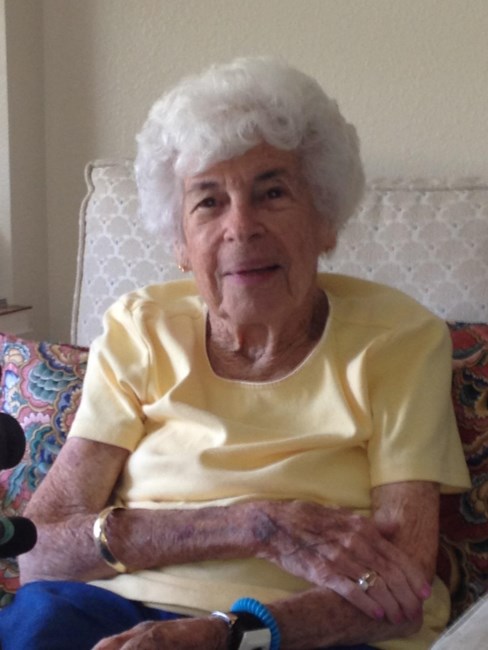 Obituary of Elizabeth Phyllis Monroe