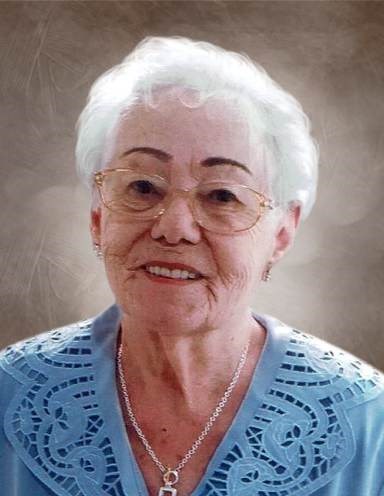 Obituary of Lucienne Desrosiers Lussier