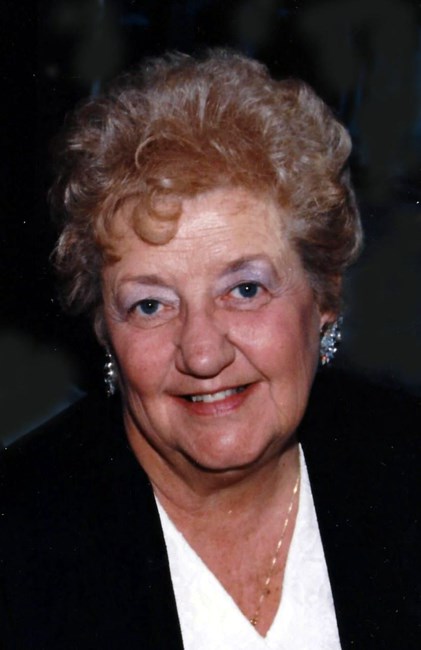 Obituary of Evelyn M. Hall