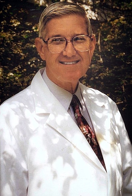 Obituary of Robert G. Fuller M.D.