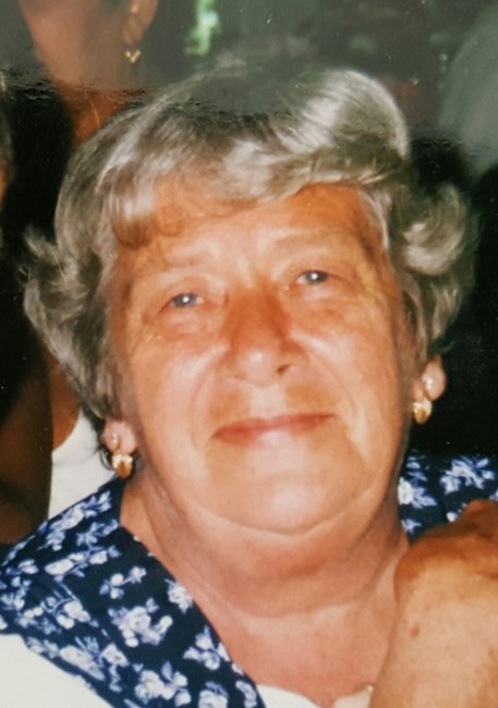 Avis de décès de Joan C. Mello