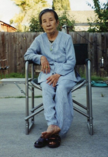 Obituary of Nham Thi Hoang