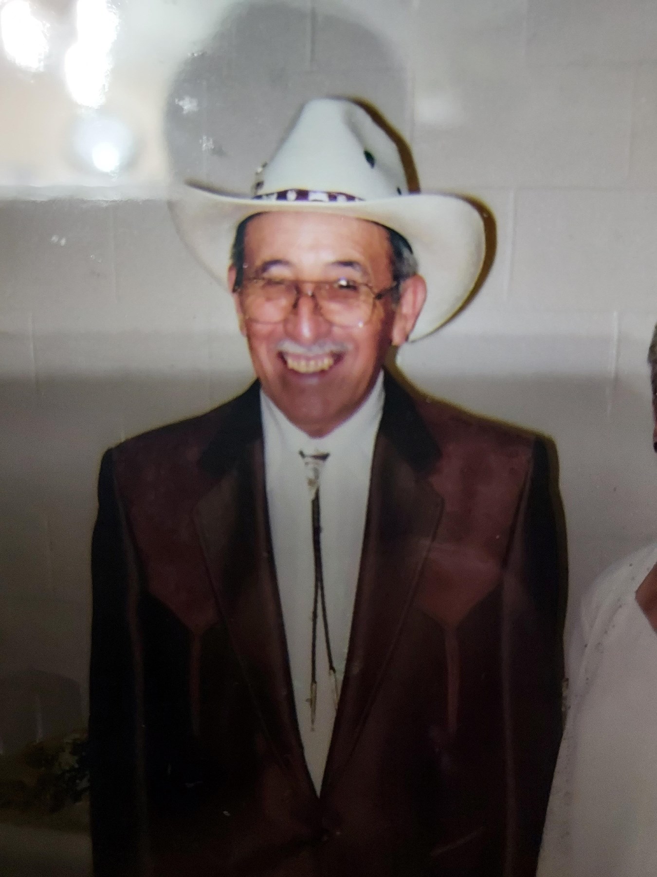 Avis de décès de Jose Lucero