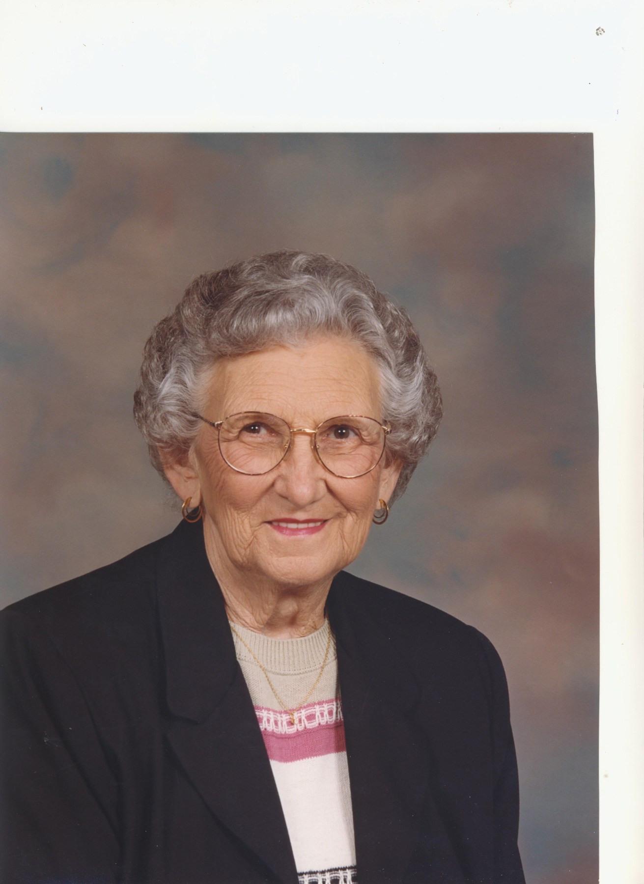 Obituary of Thelma M. White