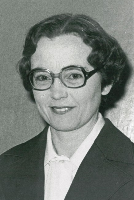 Obituary of Esther Claire Kathleen Clemo