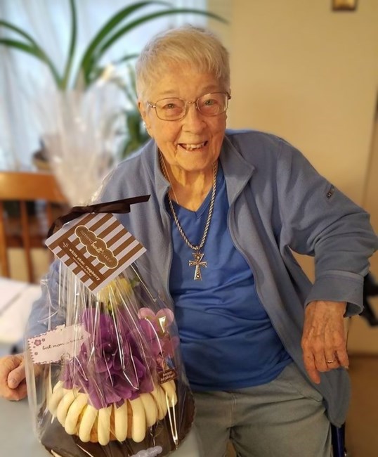 Obituary of Margaret Marvelyn Cole