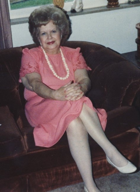 Obituary of Virginia Lora Wright Leach