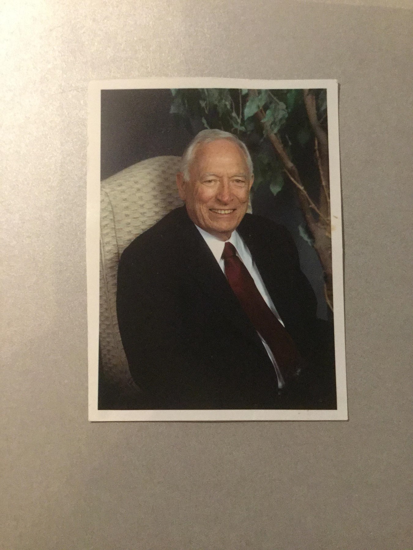 Obituary of Howard B. Foshee