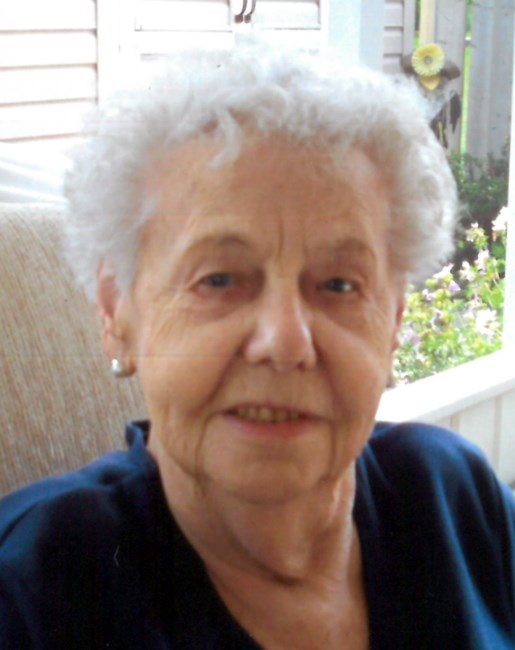 Obituario de Hildegard Collins