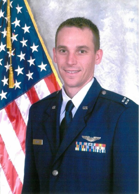 Obituario de Captain Justin Wayne Taylor