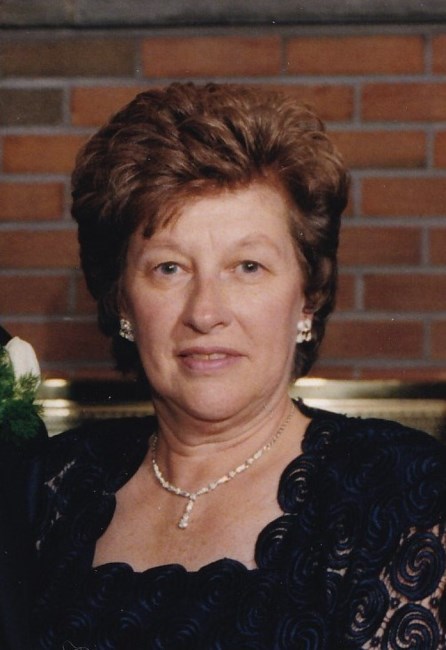 Obituario de Betty Jean Lowe