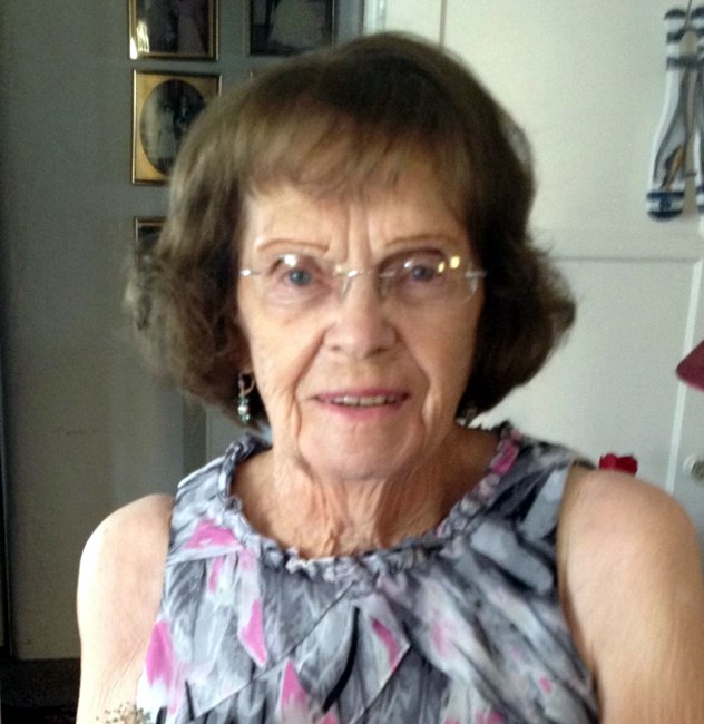 Obituary of Genevieve Madonna Reinicke