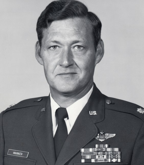 Obituary of Lt. Col. Robert Judson Mahnken U.S. Air Force, Retired