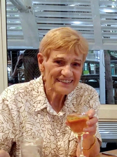 Avis de décès de Lorraine Freitas